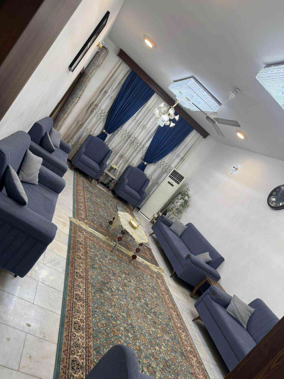 سلام عليكم تخم درجه اولى وجديد  14 مقعد مال استقبال  ومال صاله مودرن تسكام رصاصي 6 مقاعد 

استخدام قليل ومابيهن كلشي اخو الجديد

مكانهن نجف مجمع عماد سكر  رايدهن كلهن بمليون

*********** النجف
