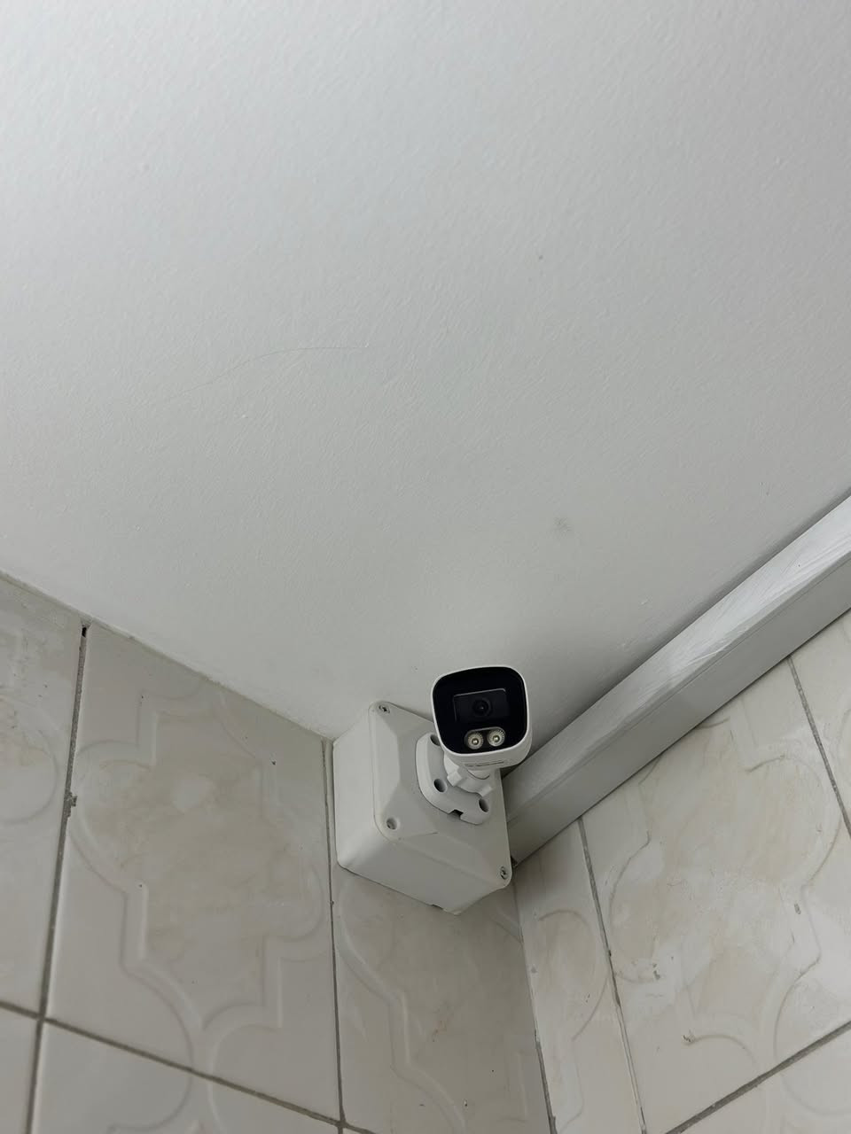 السلام عليكم
تجهيز ونصب كامرات ip  و أنالوج
وعمل داتا سنتر ونصب عاكسة 
نسلم شغل كامل 
مرتب احترافي 
تواصل. 
***********

https://www.instagram.com/m9p97?igsh=MXM0andvcHR1bm9zOA%3D%3D&utm_source=qr
