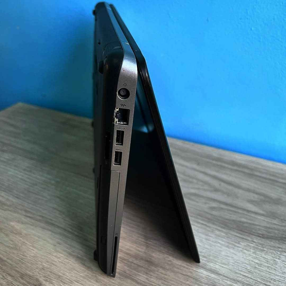 لابتوب أمريكي HP ProBook 640 G1   
مواصفات حلوة ومناسبة لكلشي

المعالج Core i5 جيل رابع، يركض ركض 🏃‍♂️💨
الرام 8 جيجا والهارد 256 SSD يعني السرعة طيارة  🚀✈️
حجم 14.1، خفيفة وتخليها بالجنطة وتنسى انت شايل لابتوب 🎒✨

البطارية زينة وتدوم عندي 4 الى 5 ساعات استعمال دراسة، تفيدك بالكهرباء الوطنية التعبانة 🔋⚡ تفيد الطلاب، الطباعة، التصفح والبرمجة والألعاب، وتفيد اللي يريد يسوي روحه يشتغل وهو كاعد يكلب بالفيس 🌚📝

لسعر 155 ألف بس! يعني سعر غدة نفرين بمطعم مرتب 🍔🍟💸 ملاحظة: السعر نهائي، لا تكلي "طالب وراعينا"، هو السعر أصلاً مال طالب راسب ويريد ينجح 😂🚫🔨 حلة, بابل


**إذا كنت صاحب هذا الإعلان وتريد حذفه لأي سبب، رجاءا أرسل رسالة إلى الدعم الفني**