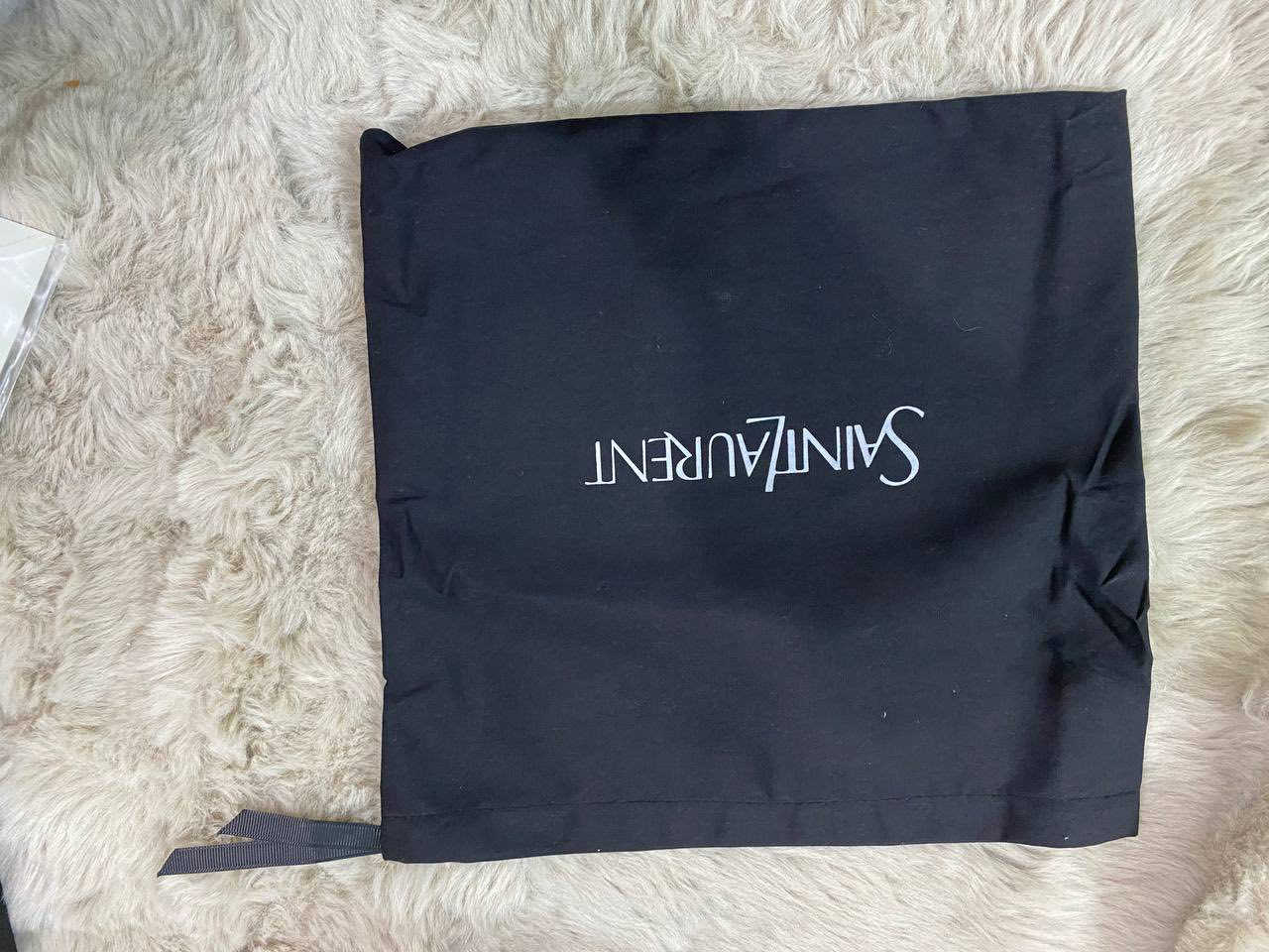 جنطة نسائية ماركة SAINT LAURENT
مفولة مع جميع ملحقاتها وكارتاتها بضاعة DHL

السعر فقططط 15🔥🔥🔥🔥😱


**إذا كنت صاحب هذا الإعلان وتريد حذفه لأي سبب، رجاءا أرسل رسالة إلى الدعم الفني**