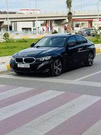 بي ام 330i • ٢٠٢٣ • تحتاج تصليح