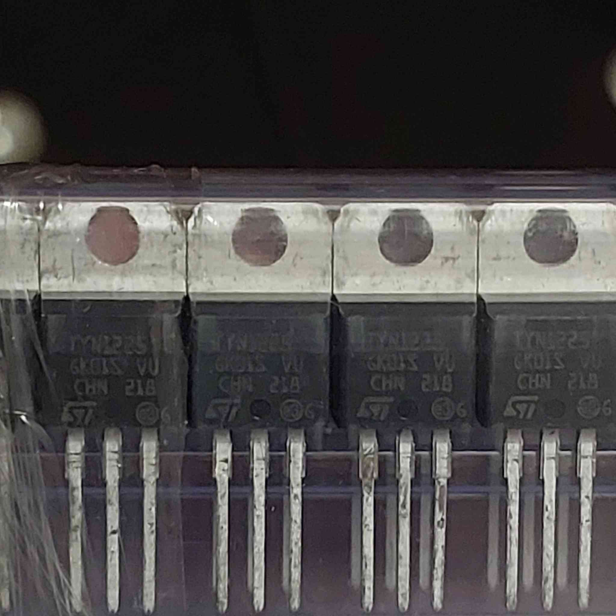 الكترونيات الاعداد مذكوره سعر الكل 125 الف متوفر توصيل


**إذا كنت صاحب هذا الإعلان وتريد حذفه لأي سبب، رجاءا أرسل رسالة إلى الدعم الفني**