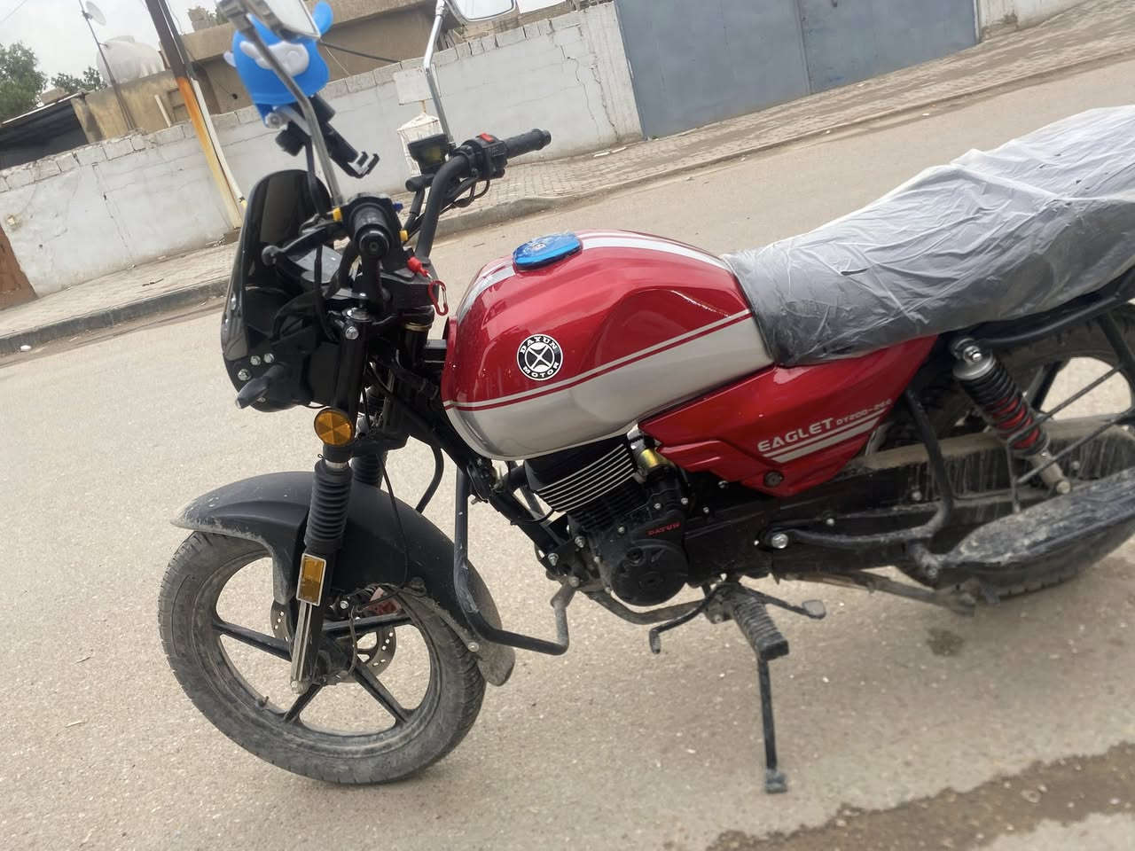 سلام عليكم دراجه دايوان موديل2025بعدهي زيرو ما ماشيه مكينه 200ccمكفوله الدراجه كفاله عامه اوارق موجوده كامله العنوان بغداد الدوره ابو دشير السعر(مليون و700 وبيها مجال) الاستفسار اتصل على الرقم (‭0771 312 1160‬)
