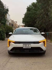 يا الله كي فور 2025 K4  لون ابيض  بجم كبس  محرك 2000 دوش  بعدها ع مشي ...