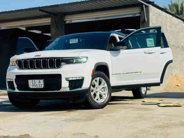 سلام عليكم 
جيب شيروكيً 2023 وارد امريكي حادثه فقط خشم بنيد نفسه مصبوغ كدر شبرين والباقي كفاله عامه وموضحً وي صور 

رقم بغداد بسمي شخصيا تحويل اي مكان 

فول مواصفات اعلى فىه بيهن VIP اعلى شي بيهن 

ماشيه ٣١ الف فقط 

استفسار *********** 

واتساب ***********
