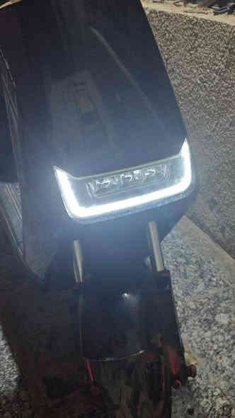 دراجه شحن مع مواصفات وبيها عطل ملف وسعر 300 ابيع كوم حديد وبيها مجال العنوان بغداد  الدوره  شارع 60 
للستفسار على الرقم ***********
