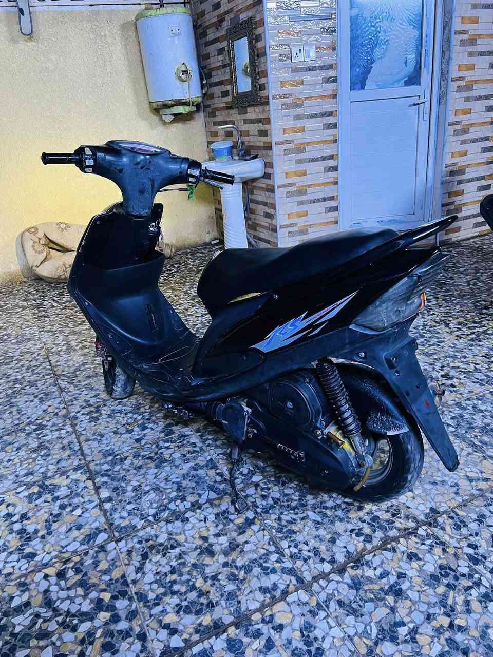 سلام عليكم ماكس عدله للبيع الدراجه كامله من كلشي مابيهه نقص برغي نكره بكل وقت مكينه ناعمه ومامفتوحه شلعه ومعدل كهربائيات كلهه شغاله دبلات خير من الله السعر ٥٥٠ مكاني البلديات 
***********
