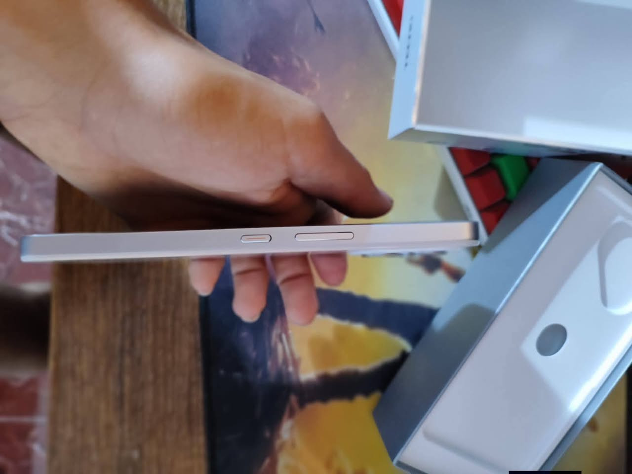 للبيع Tecno Pova 7 Ultra 5G 🔥
💰 جهاز مراوس جديد ست عمال قليل ادفع سعر

✨ ذاكره:256
  رام:16g
🔹 المعالج: MediaTek Dimensity 8350 Ultimate
🔹 الشاشة: 6.67 AMOLED بدقة 1.5K وتردد 144Hz 📺
🔹 الكامرة الخلفية: 108MP + 8MP 📸
🔹 الكامرة الأمامية: 13MP 🤳
🔹 البطارية: 6000mAh مع شحن سريع 70W 🔋⚡
🔹 يدعم 5G 📶
🔹 يدعم ببجي 120 فريم 🎮🔥

💵  مراوس 
📩 للمهتم مراسلة خاص


**إذا كنت صاحب هذا الإعلان وتريد حذفه لأي سبب، رجاءا أرسل رسالة إلى الدعم الفني**