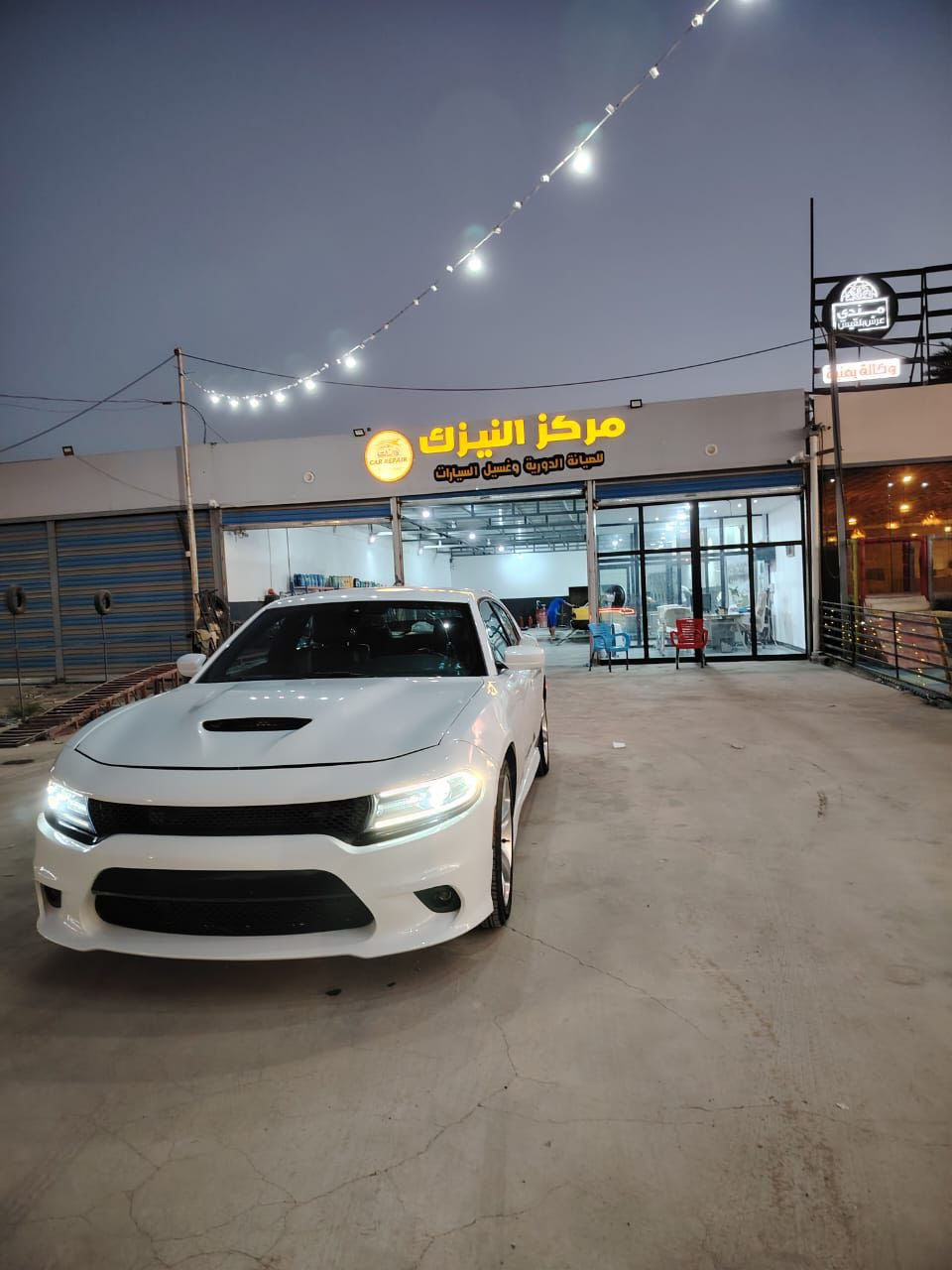 سلام عليكم
للـــبيع 

نـــوع السيــــارة : دوج _ جارجر sxt محدث GT

المـــــــوديــــــل :2018 .

لـون الســـــــيارة : ابيض . 

ألمسافة ألمقطوعة .137 الف. كيلو متر

عدد الاسطوانات : 6 سلندر . 

حجـــم المحــرك : 3600 CC

ألــــــــــــــــــوارد : أمريكي 🇺🇸 
ضررها صفحه ال من يم السايق 

رقــــم اللوحـــــة : بابل تحويل ثاني يوم. 

المـــــــــقاعــــد : جلد شامو

ألمواصفــــــــات :معروفة مواصفات sxt  كشنات تدفئة تبريد مري قلاب وي البك رادار جانبي بلمري وامامي اسفل الدعامية ويل 20  كشنات خزن ميموري هواي مواصفات 

الملاحظـــــــات :  ، السيارة جاهزة بحالة جيدة  جدآ  قبل 5 ايام سويت ادامه الها 

ألســــــــعـــــــر :180 وبيها مجال . 

للأتصـــــــــــــال : _ ***********

والرزق ع الله ☺️ مكلف بل منشور اي ستفسار تصال عل رقم
