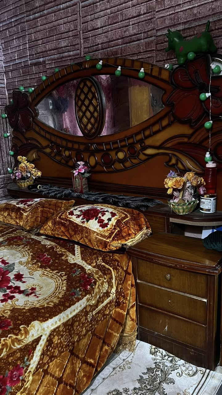 سلام عليكم غرفه مستعمله نضيفه مابيها شي السعر 550 مكاني القرنه الثغر رقمي بي وتساب للستتفسار ***********
