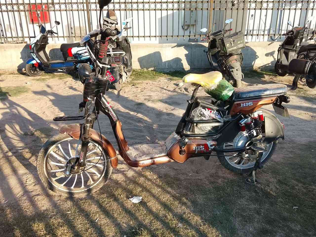 للبيع ٢٠٠ الف بيها مجال شغاله بطاريات جدد نقصها فقط بريك تشده ضب وهاهيه تقطع مسافه ٣٠ كيلوا


**إذا كنت صاحب هذا الإعلان وتريد حذفه لأي سبب، رجاءا أرسل رسالة إلى الدعم الفني**