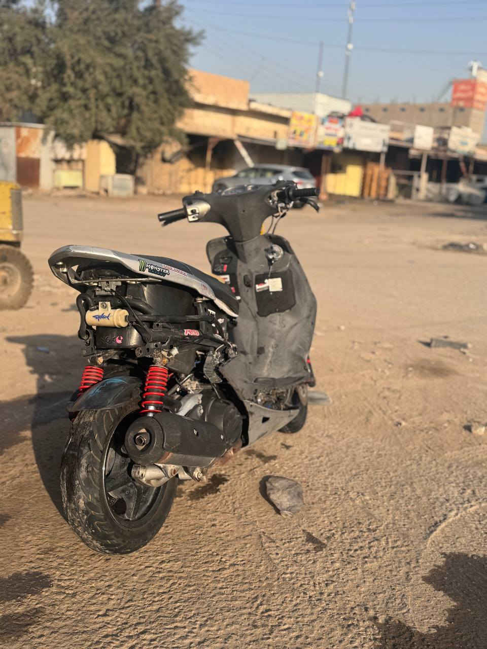 سلام عليكم  دراجة سكنس فحل كابريتر دراجة شلعة ومعدل يخبل    كفراتها موجود كاملهه لبلادية  مكاني كربلاء  سعر 650 بيها مجال  لشراي


**إذا كنت صاحب هذا الإعلان وتريد حذفه لأي سبب، رجاءا أرسل رسالة إلى الدعم الفني**