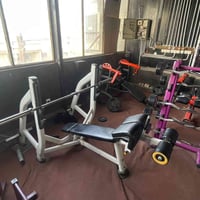 مسطبه • اسفل • اعلى