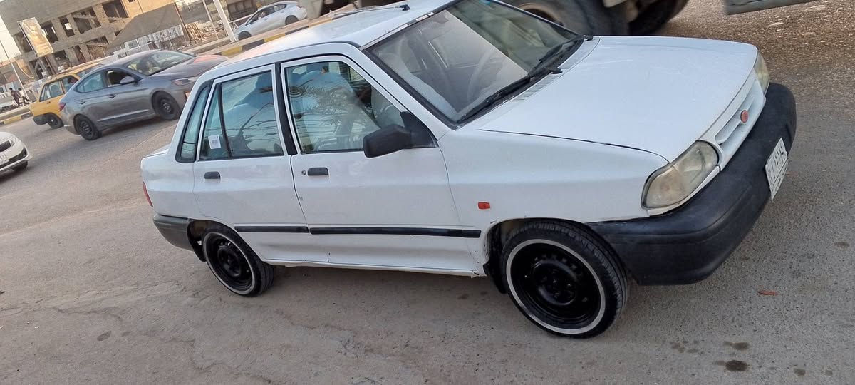 السلام عليكم سايبه   موديل 12 خصوصي سنويه  لل 29 مكينه كير  كلهن حلوات سياره  معمر خياسته كلهن مشط  جديد تخم تاير    العسر ٣٢ وبيه مجال قليل مكان ديوانيه مركز ***********
