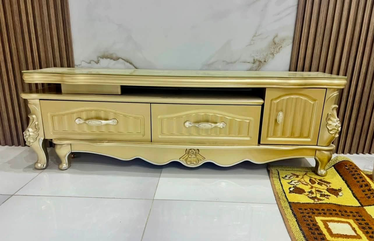 سلام عليكم بيع مستعجل عندي بلازمه ام النت جديده ومصالي هواي من مشتريه شغاله البلازمه وحجمه 52 سعر 250الف وبيه مجال 
وعندي ميز يصير جوه البلازمه تريد تكبر تريد تصغره سعر 115الف وبي مجال 
سبب البيع اريد اشيل لغير مكان وما يرهمن بذاك البيت 
مكاني بغداد بغداد الجديده 
هاتف اتصال/***********
واتساب فقط /***********
