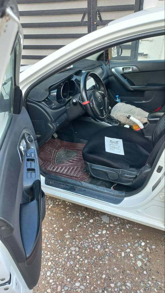 سلام علیکم کیا سیراتو
مودیل2012
رقم سلیمانییە
رقم و سنوییە جدید 
سیارة فول فول 
موجود کوبون بنزین  شرط كیر و مكینة تحویل غرامة 
سعرها 98
*********** هاذة رقم بي وتساب كركوك, العراق
