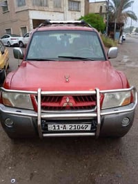 للبيع باجيرو موديل 2007 بيه مكانات صبغ بدون حادث سياره جاهزه  كير مكين...