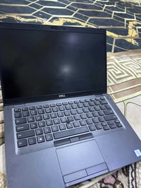 لابتوب dell للبيع معالج H رام 8 كوراي 5 جيل 9  هارد 256 شاشة 14انج ليس...