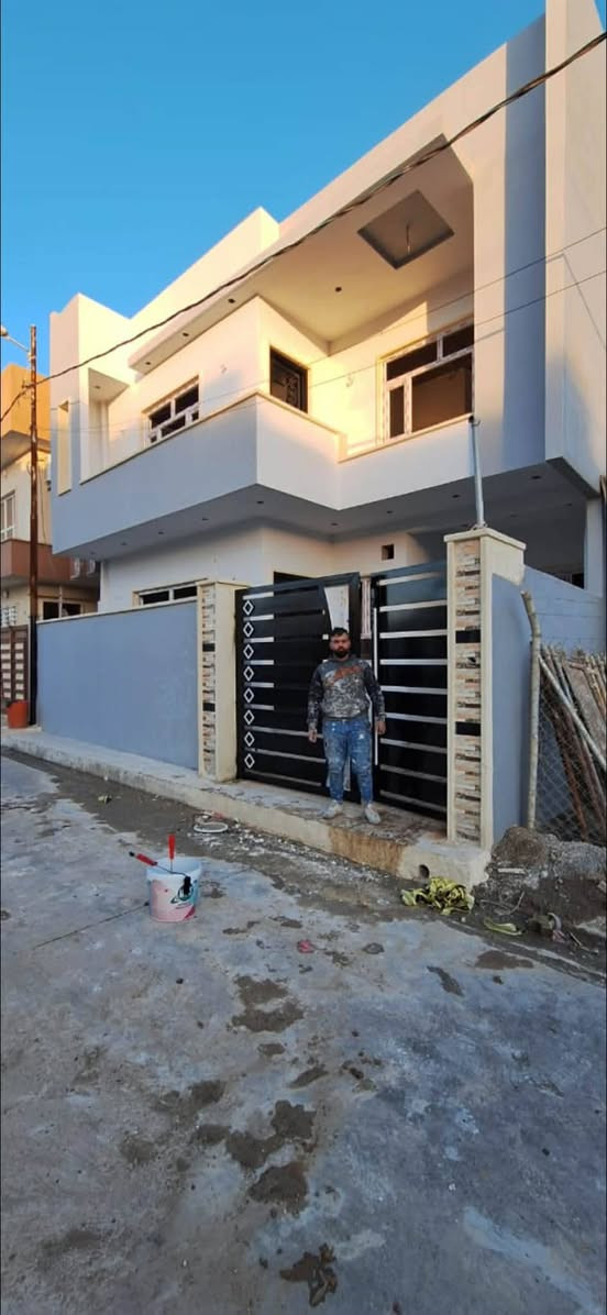 ثقه هوا سر النجاح 💚🏠مستعدون لصبغ الدور ومحلات
ومعالجه رطوبه وعمل جبس مبورد وسقوف ثانويه التواصل
0750717350-*********** وبسعارر مناسبه
