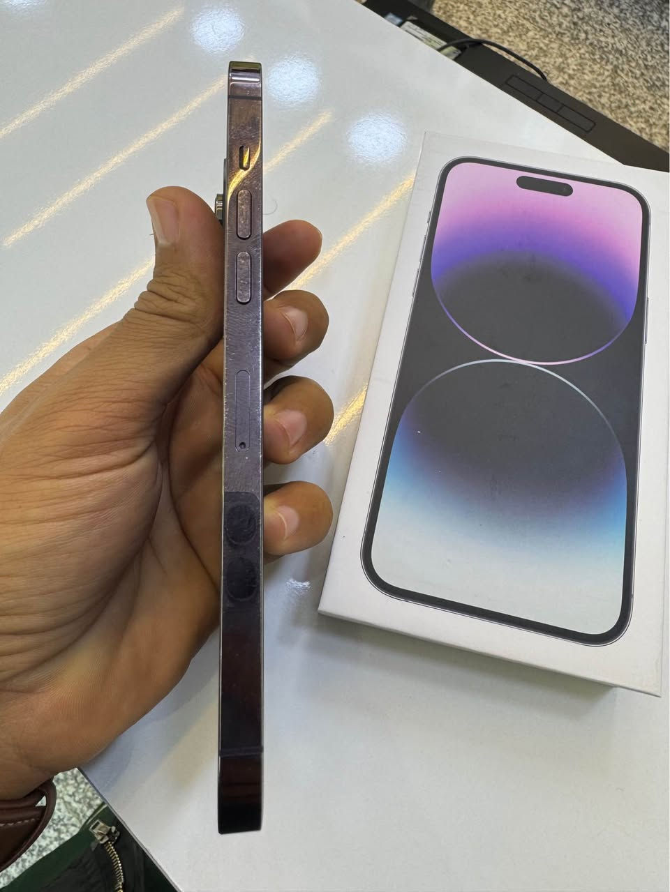 ايفون14برو ماكس ذاكرة 256 شرق اوسط مبدل كامرة فقط وين تريد تفحص افحص بطارية86كامل ملحقات الي بياع شراي لا تراسل بس جناي مكاني دورة مهدية ثانية هاذة رقمي *********** بغداد, العراق
