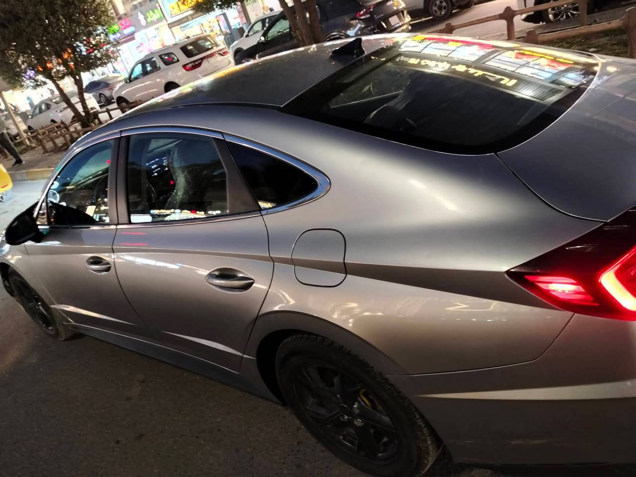 سوناتا موديل 2022 بغداد حره تحويل مباشر وارد امريكي حادثها  بنيد و جاملغت الامامي وبابين مبدل بدون دواخل وسونار داخل المنشور مواصفات شاشه كبيره كامره دوار تحكم استيرن حاجب لايت ويل كب كروم ثلاث انظمه قياده تحكمات مكينه 2500 السياره جديده وجاهزه مابيه نقص ماشيه 85 حداديه تخم تاير تبريدد
مكاني كربلاء المقدس 
بيع ومراوس بخدمتك
السعر 140 وبيهآ مجال بسيط
للأستفسار اكثر رقم الهاتف
 ***********
