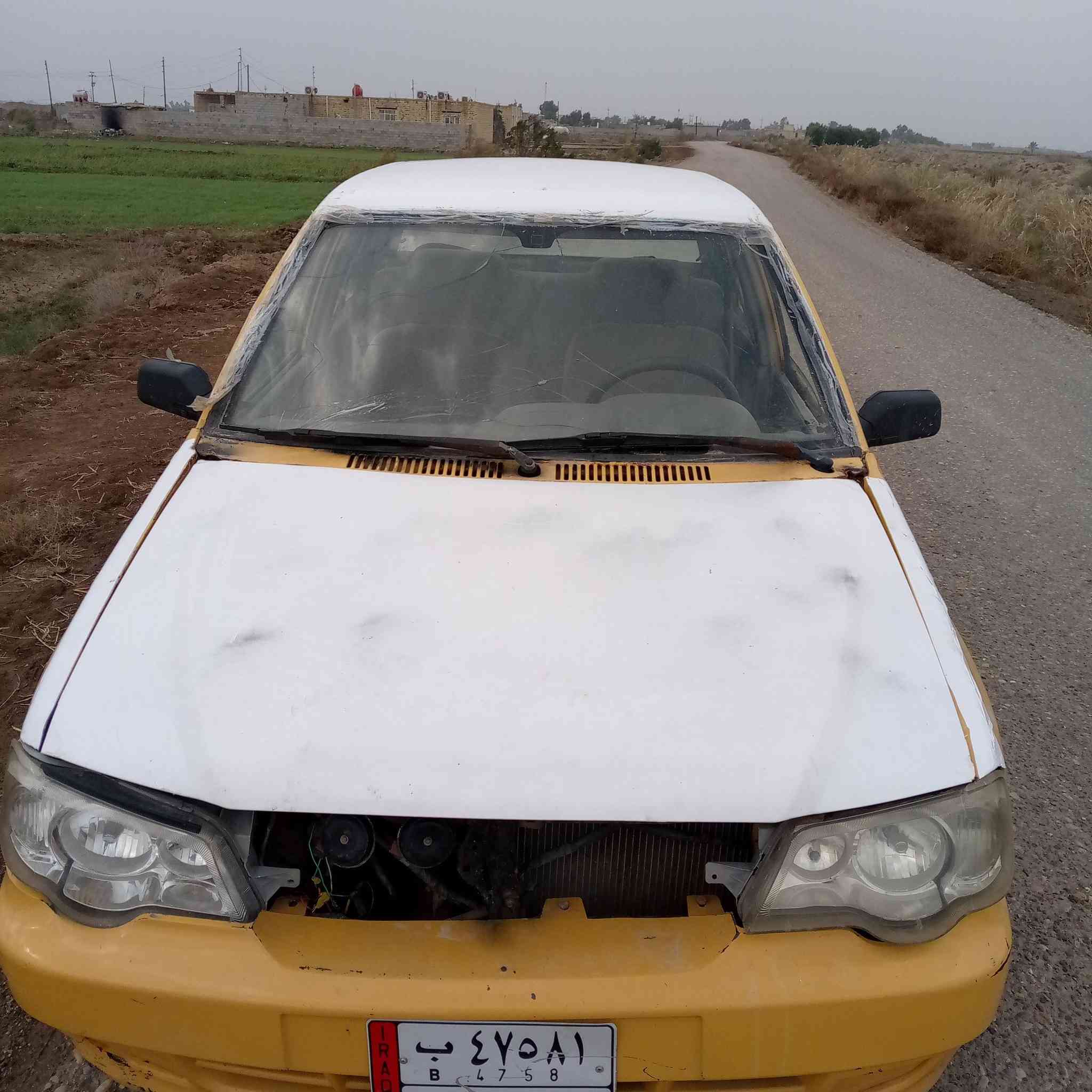 سياره سايبه دمعه البيع سعر 800 وبيها مجال مستعجل عل بيعها شراي ينتصل ***********
