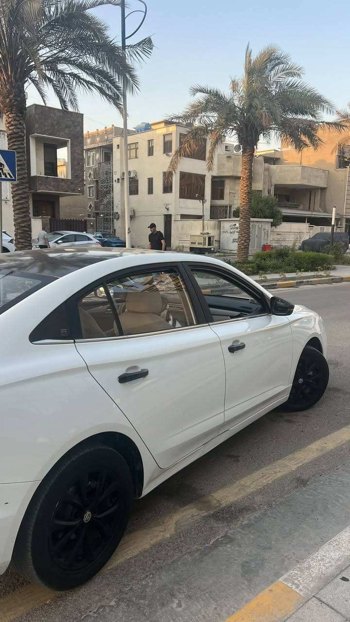 Mg 5 2024 comfort للبيع كفالة عامة من الصبغ بيها بارد جاملغ خلفي خفيف ماشية 50 الف كيلو 
كشنات قماش اشاير ب المري دبل بصمة تحكمات ستيرن السيارة مرتبة شبابية السيارة خالية من اي نقص لايت رنون اشاير ليد بك لايت ليد وضعيتين قيادة ايكو ونورمال كير 8 سرعات مكينة 1500 تنفس طبيعي 

مكاني بغداد اليرموك 
سعر السيارة 100$ وبيها مجال


**إذا كنت صاحب هذا الإعلان وتريد حذفه لأي سبب، رجاءا أرسل رسالة إلى الدعم الفني**