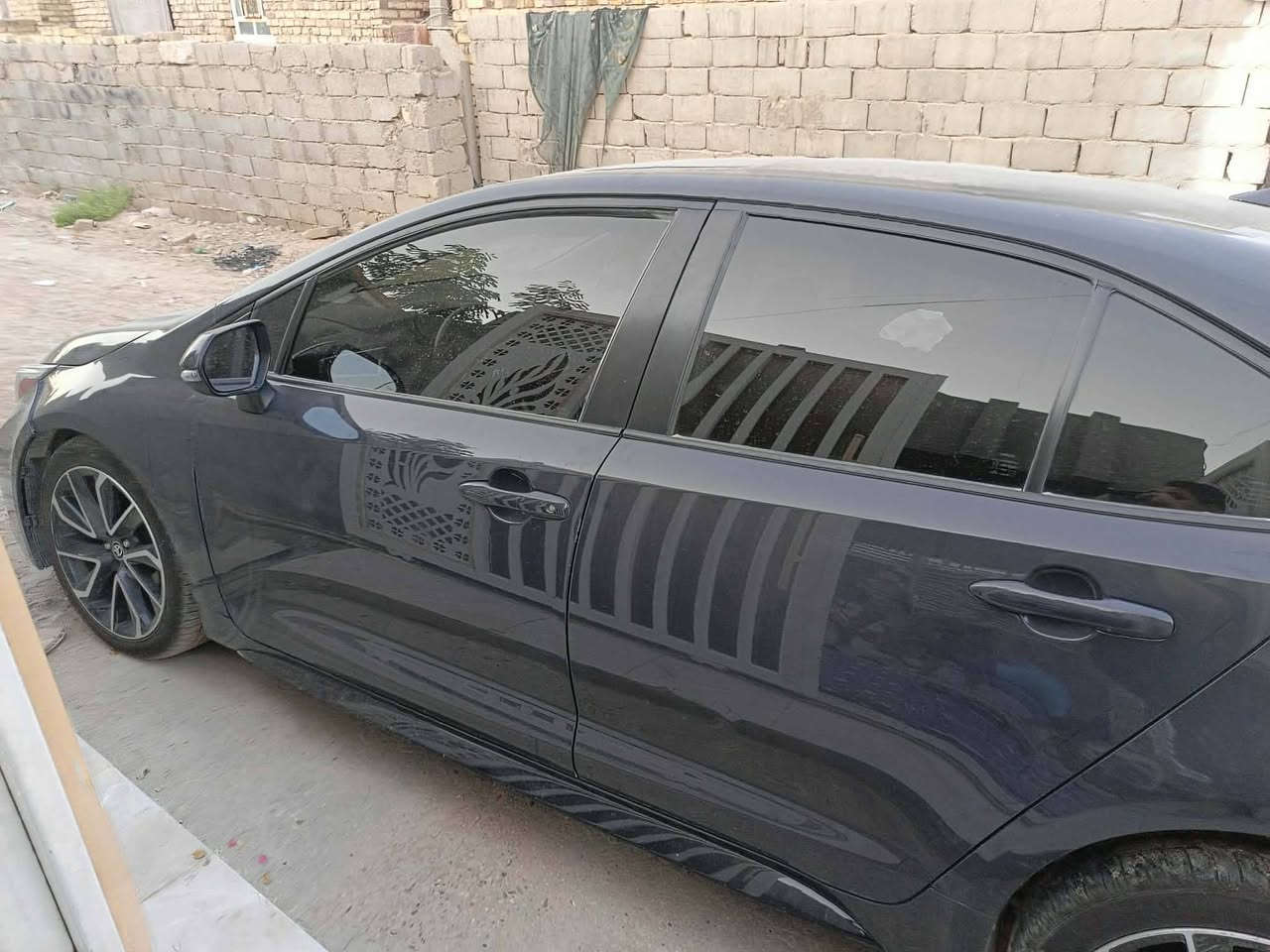 السلام عليكم كورولا موديل 24لون سمنتي مميز 
حادثه مبدل بنيد ودعاميه بدون دواخل رقم شهداء مكانه حله حي البكري 
عارضه ب145وبيه مجال 
***********وات ساب موجود
