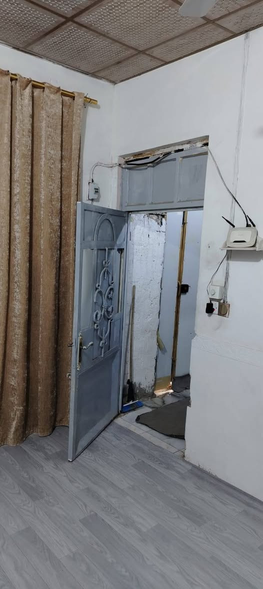 سلام عليكم بيت البيع مساحه 50 بل قوس هنديه بل وفاء شارع 15 بيت عالي عن شارع سعر 72 وبيها مجال موقعها كلش حلوه اللاستفسار مكتب بركات ام بنين *********** تصال او وتساب. رقم ثاني ***********
