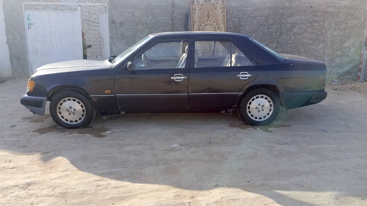 سياره للبيع مرسيدس دب
***********
