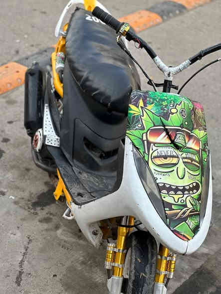 للبيع
السعر 600 وبيها مجال
بوشه 55 كلاجات رياضي 
شرط شلعه ومعدل 
***********
ملاحضاااااا غراضهااا كامله بس ما مشدودات نقصها بس دشبول
