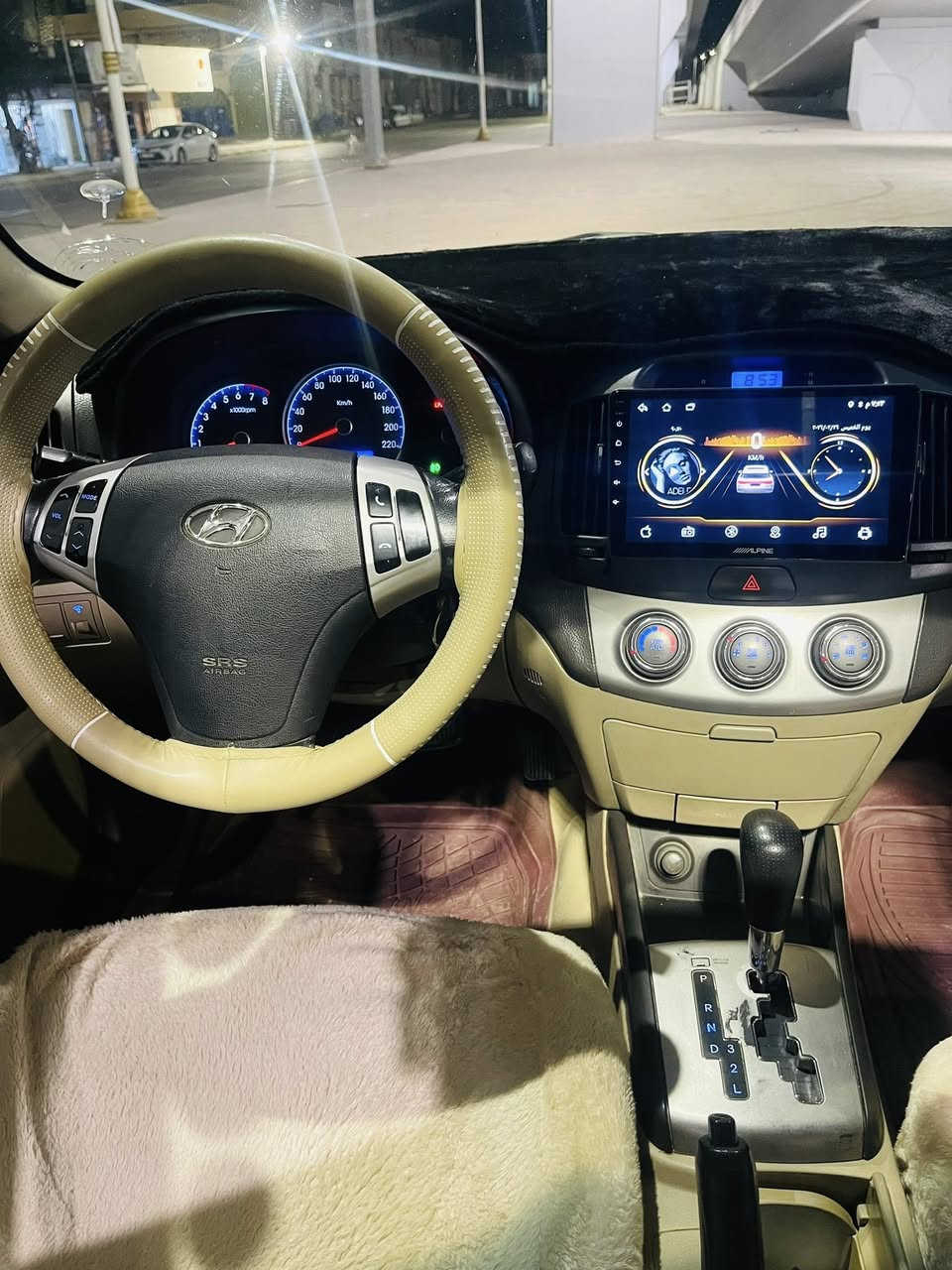 سلام عليكم النترا 2011 خليجي المقدس سياره بيهة جاملغ امامي بدون دواخل سياره شرط كير محرك سياره نضيفه تحويل ثاني رقم شمالي شي سياره بوضع شركة سعر 132 وبيهة مجال رقم اتصل ***********
