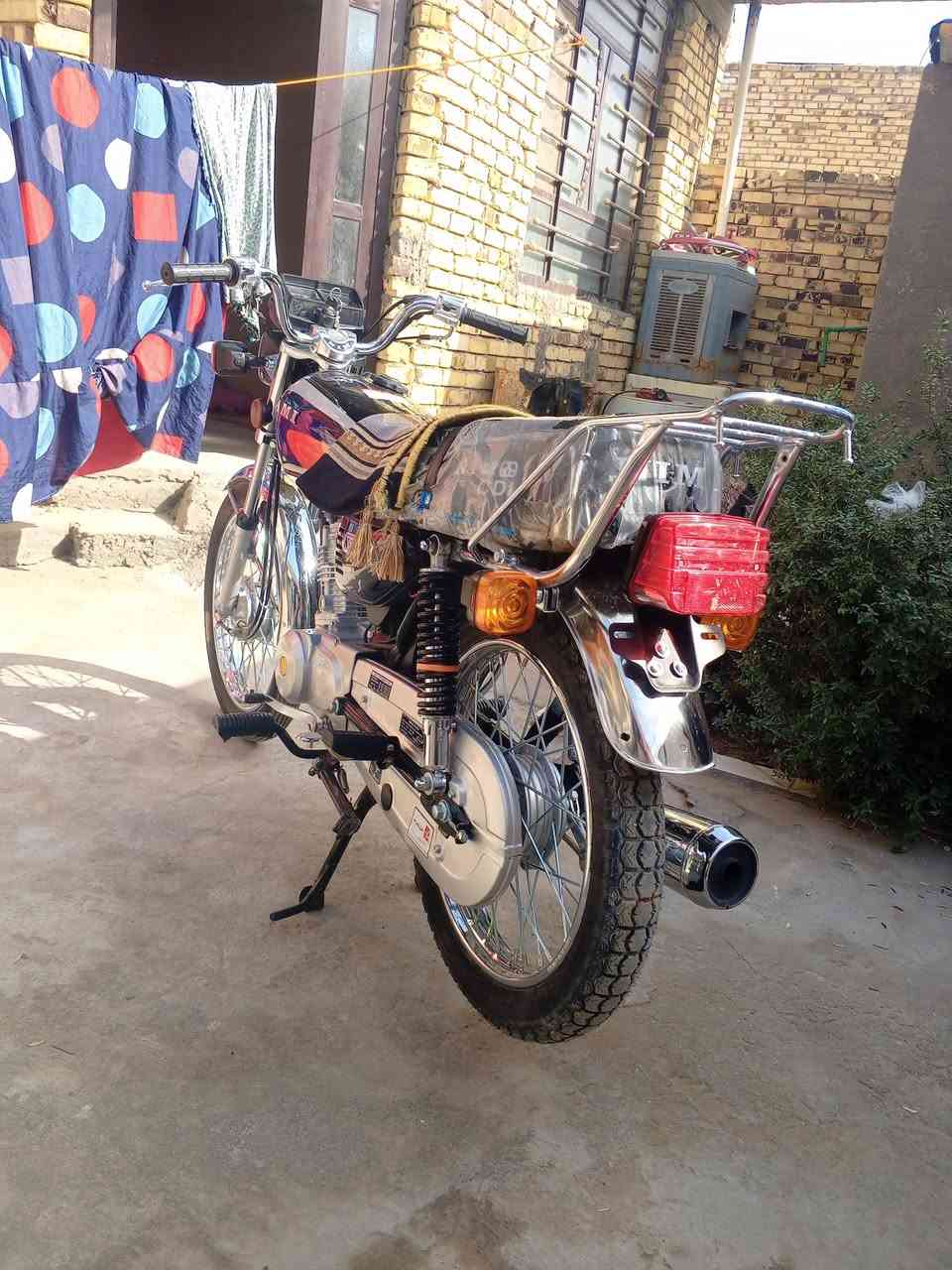 سلام عليكم امتياز جديده قبل سبوع مطلعها رايدها 725 مكان شارع80 رقم‏‪***********‬‏
