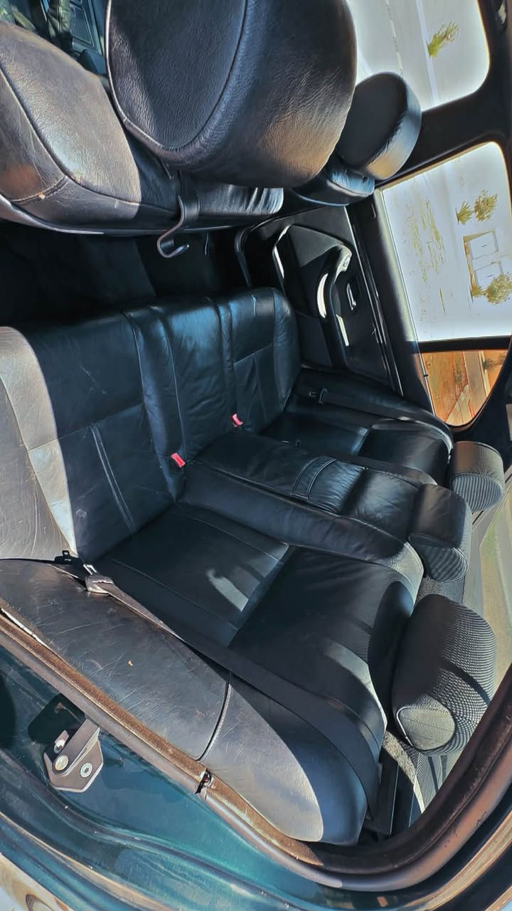 Bmw     (544 ) v8
صقر موديل 1997 
سياره  نار كبره الصلا على محمد تحريكه ومعدل جاهزه من كل النواحي جديده بمعنى الكلمه 
تبريد ثلج كير مكينه طخم امامي خلي كامره حساسات كلها شغال كامره امامي كامره خلفي 
بيها طخه بجتملغ الامامي مال النفر 
السعر 98 بيها مجال قليل 
مكان السياره الموصل 
بيم او مراوس حسب القناعه 
***********
