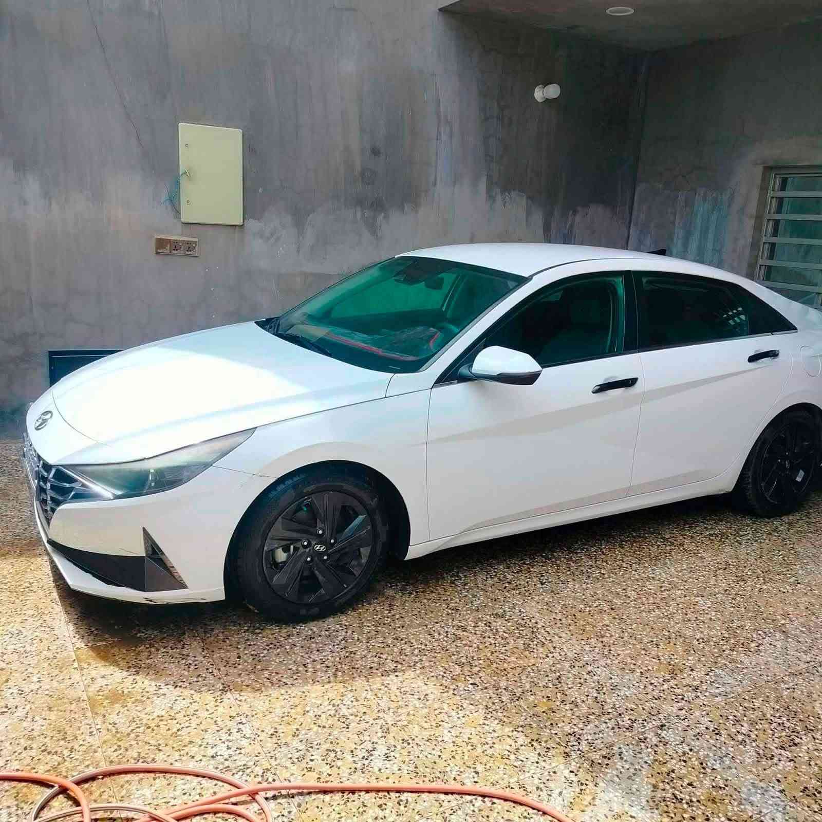السلام عليكم النترا 2023هايبرة محرك 1600تيربو رقم بغداد  تحويل ثاني يوم ***********المكان الغزالية حادثه جاملغ الايمن ونص من البنيد  سيارة جاهز كل نقص مابيه السعر 125ورقة بيه مجل قليل جداً
