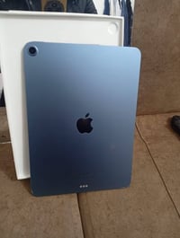 ايباد اير 5 • ٦٤ جيجا • بغداد