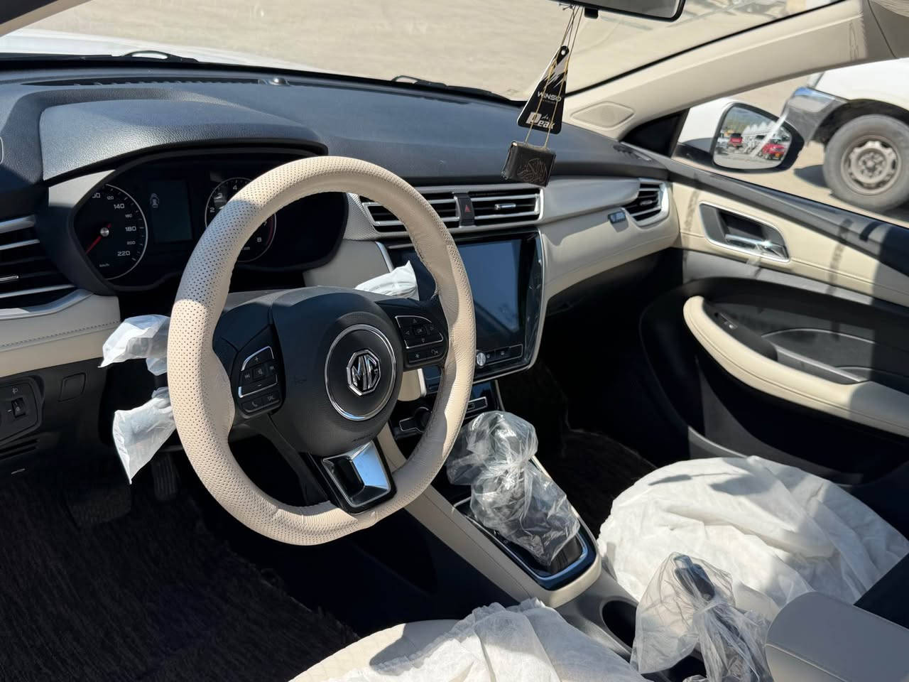 سةلام عيلايكوم MG5 مؤديل ٢٠٢٥ سفري سةياركة موسفات ستارداند پلةس شاشة اپياد ناو زةرد پينج باليف تعديل سورة سوكان ڤؤليؤم سوكان تةقةل ويلكةپ رةقموو سةنوي هةموو نوئ هةتا ٢٠٣٠ دوو سويچ ئاوينة يشارت ئاوينة عةرةبي شاش اكتيڤ ٦ سال زةمان سةيارك گةحيي بيلد نةشكاو ماوة رؤيشتوو  هةزارو هةشتس كيلؤمةتر رؤيشتوو سةحري دواي 114$وةرقي ليدةكةم كةميك مةجالكي زؤر كةمي تيداية رةمةقم تةلفؤن *********** واتساپ ڤيبةر 🧿 أربيل, العراق
