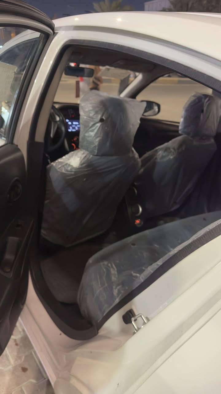 نيسان سني مصري 23
موصفات السيارة 
جام كهربائي 
ويل كروم 
شاشة كامرة 
تحكمات ستيرن 
اشاير بل مري 
ماشية تقريبا 61 
عليها ادامة كاملة نوزلات بلكات يم طلال نيسان 
دهن كير جديد 
حادثها  سطحي فقط بنيد بدون قطرة دواخل 
مكان سيارة الاعظمية 
السعر 116وبيها مجال 
رقم الهاتف 
***********
