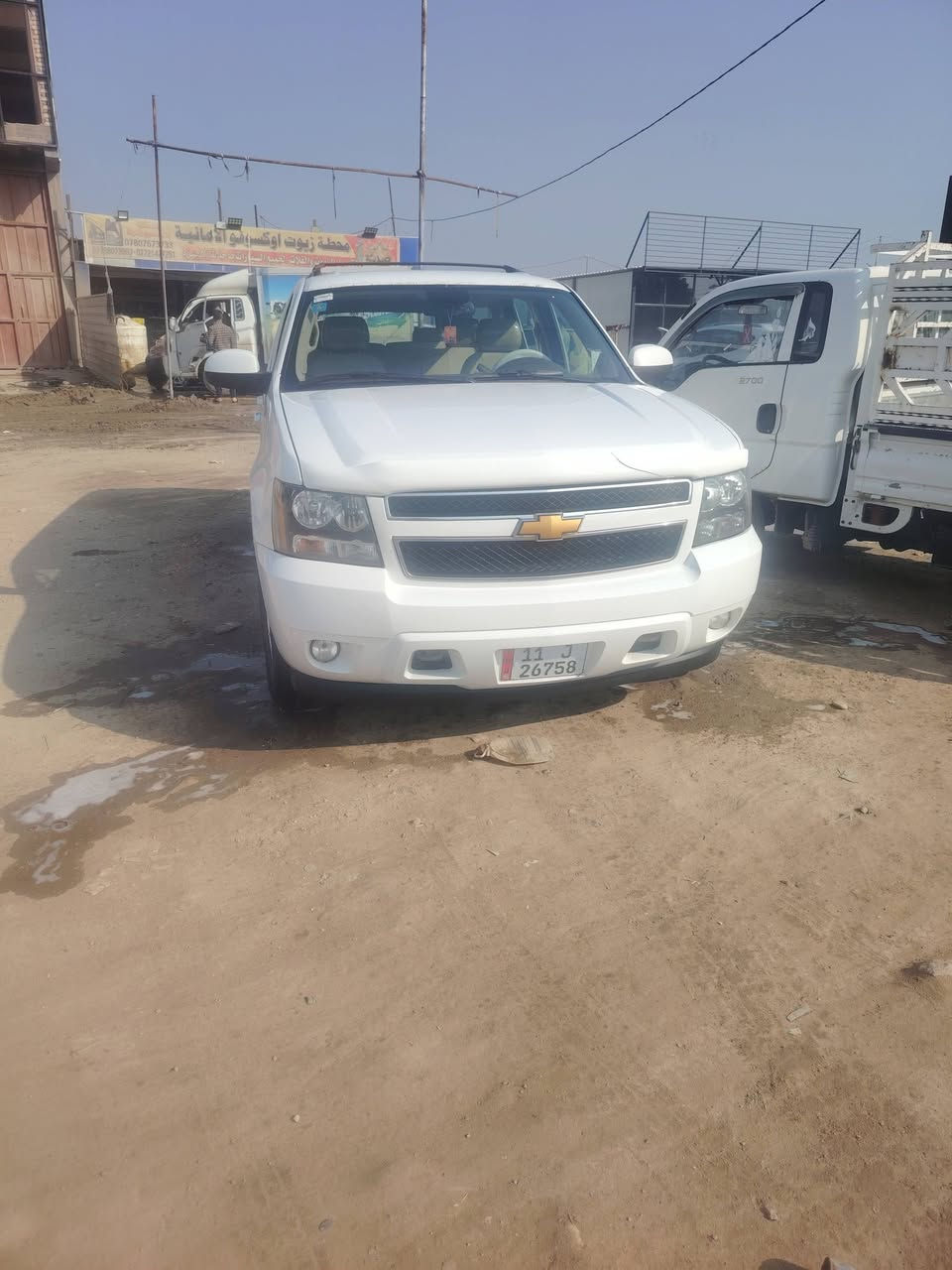 شوفر ٨برغي خليجي كفالة عامة رقم بغداد انكليزي بسمي موديل ١٣ أجرة لون ومصبوغة ابيض كير مكينة اكسل كفالة تخم تاير دوشمة السعر ٢٦٠ وبيها مجال الاستفسار *********** مكان السيارة بابل
