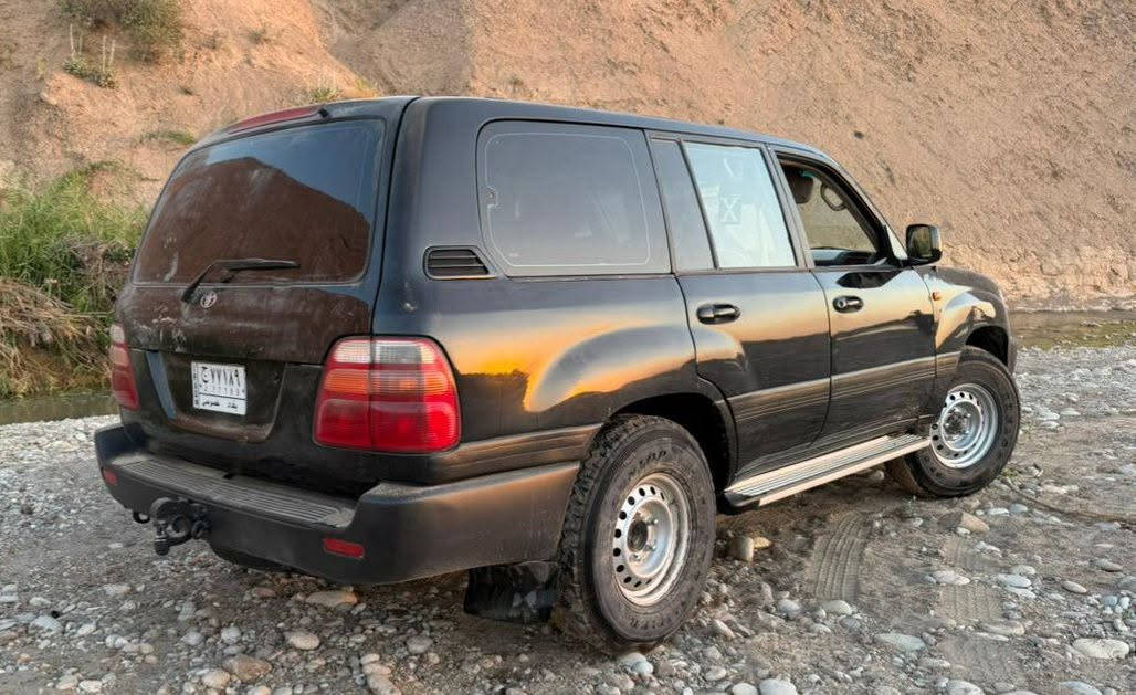 مونيكا 2002 رقم بغداد مشروع .كوبون بانزين نضام غاز منتوجات .تبريت مركزي سلاجة . گير عادي .سياره مصبوغ عام بيلادي اسود..سعر 88ورقة...***********.
*********** كركوك, العراق
