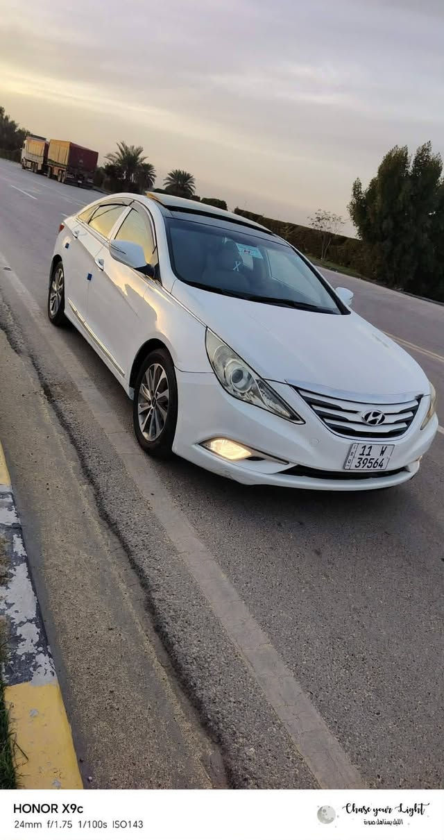 السلام عليكم للبيع سوناتا خليجي موديل 2015 كفاله عامه ما عده بيها بارد بجاملغ الامامي وشويه بالهلال مال جاملغ الخلفي وباب شويه محرك 2400 كفاله سياره جاهزه ع الاخر رقم بغداد بسمي 
السعر 146
الاستفسار ***********
***********
