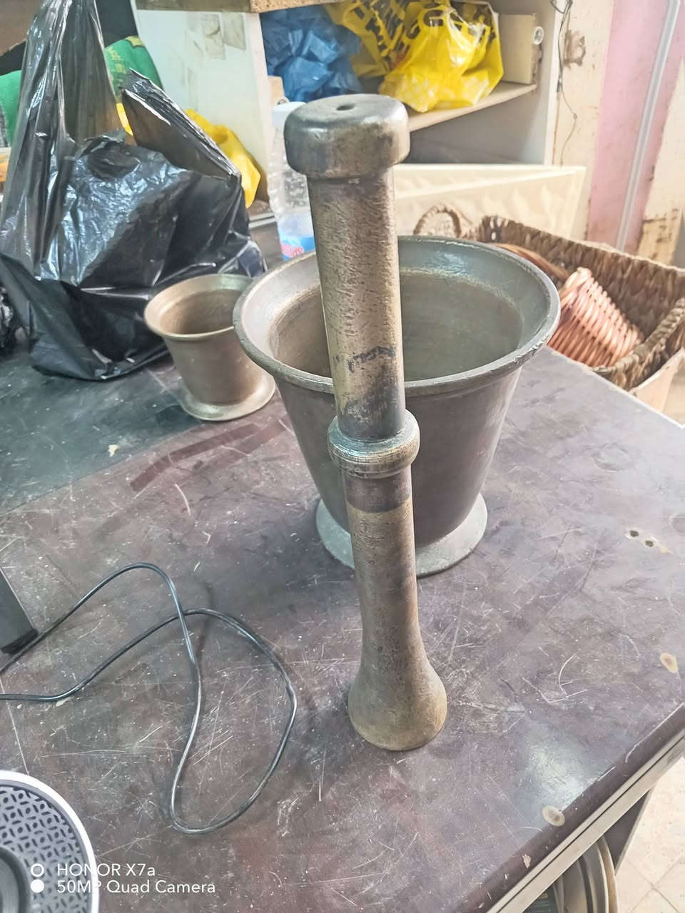 هاون صب نحاس ثقيل
وزن 5ونص كيلو ارتفاع 17
عرض 18نضيف جدا جدا
انتيكا قديم
التواصل خاص


**إذا كنت صاحب هذا الإعلان وتريد حذفه لأي سبب، رجاءا أرسل رسالة إلى الدعم الفني**
