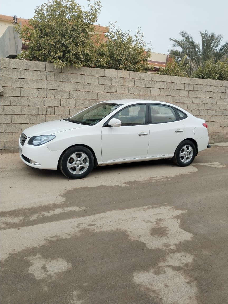 سلام علكيم سيارة للبيع انترا 2010 كير مكينة مكفولات شرط مكينة صغيرة دكشن عالي  السعر شدة و عشرة وبيهة مجال بسيط مكان سيارة ديالى دلي عباس اتصال *********** مكلف بلنشر
