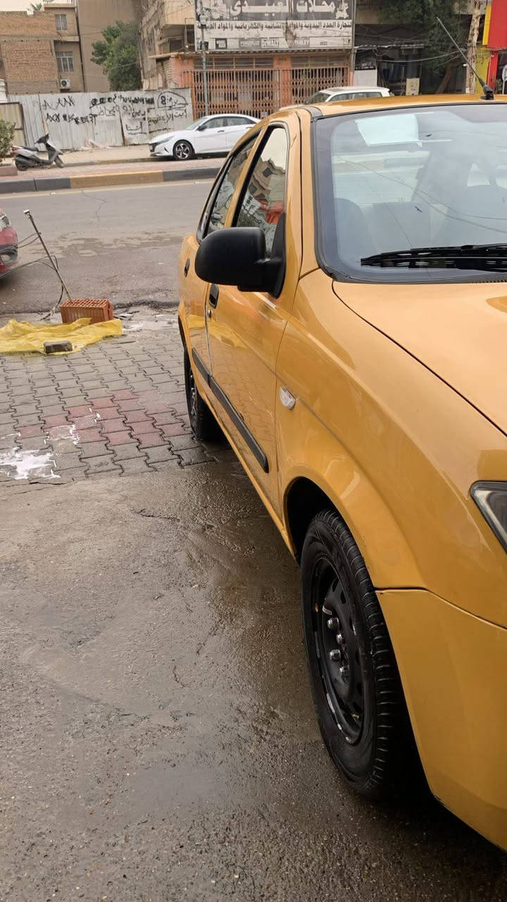 صبحكم الله بالخير من رخصه الادمن والشباب الطيبه_طيبه موديل ١٦ على ايدي مكينه من الصندوك فاتحهه وشادهه كير جديد تخم تاير تبريد جديد يعني السياره من ايدك للشارع بيهه طخه بالباب الصدر قليله بارد تتعدل وشبر صبغ فقط بالبنيد لاغير رايدهه ب ٤٨ تحياتي اخوكم ابو العسل
***********
