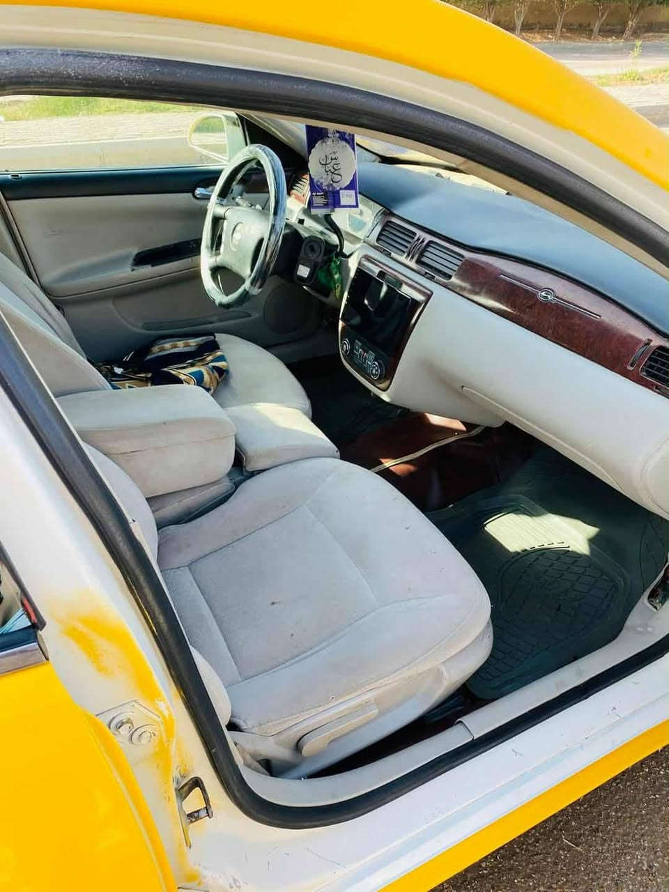 السلام عليكم امباله 2007 مصفره هيئه وغرامات مكينه وكير وحداديه حلوات بوليسيه رقم بصره انكليزي سنويه لل 29 مكان السياره الديوانيه ***********
السعر 47 وبيه مجال قليل
مراوس حسب القناعه
