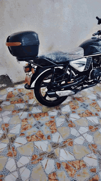 اسلام عليكم شباب دراجه دايوان جبلي البيع موديل 21 محرك ٢٢ الدراجه كامله نكره سلف نكره هندر كهربائيات كله شغاله سلف الدراجه نضيفه خير من الله أوراق سكنر السعر اب 1250ابمليون و ميتين وبيه مجال الستفسار ***********
