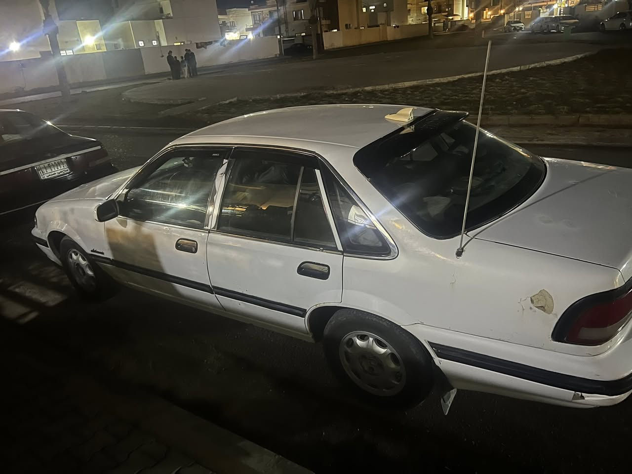 السلام عليكم للبيع او مراوس برنس موديل 95رقم كركوك كشر شوف العين محرك شرط كير بس مشكله يعني البك ماكو تهم تاير جديد صدر نص عمر تبريد عايزه كمبريسر غرفته حلوه نضافه 70بل100بيه شاشه ويل كب لاستفسار اكثر ***********
