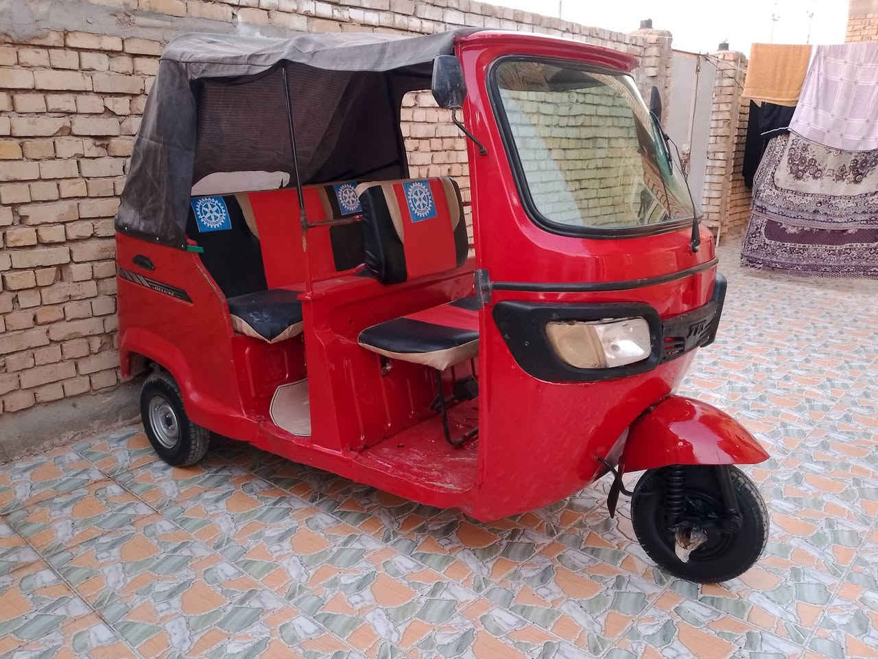 تكتك تي فيس 20 رقم ذي قار 

مكاني قلعه سكر 

تكتك معمره مصبوغه الغوده وكاعيات 

سعر 4250وبيهه مجال قليل 

***********
