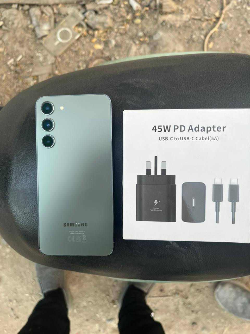 s23 plus
اس 23 بلس
ذاكرة 256 رام 8 
دبل سيمكارت 
نضيف جدا مع شاحن وسماعة 
السعر 500 الف 
مكاني بغداد السيدية 
ماعندي اي توصيل 
***********
