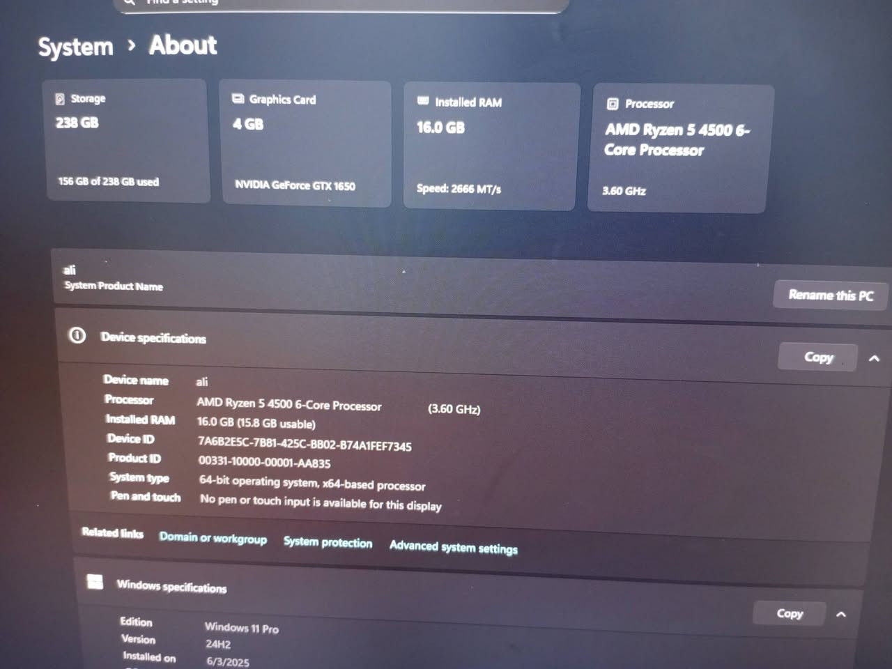 المواصفات كارت شاشه Nvidia GeForce GTX 1650 معالج AMD RYZEN 5 4500. -Core Processor
رام 16Gb
ذاكره SSD 250. السعر 700وبيه مجال


**إذا كنت صاحب هذا الإعلان وتريد حذفه لأي سبب، رجاءا أرسل رسالة إلى الدعم الفني**